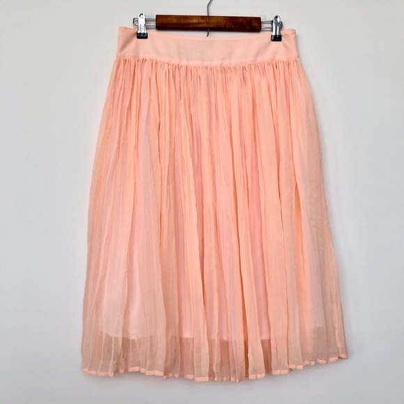 Madewell Dresses & Skirts - Madewell Pleated Skirt (size 6)